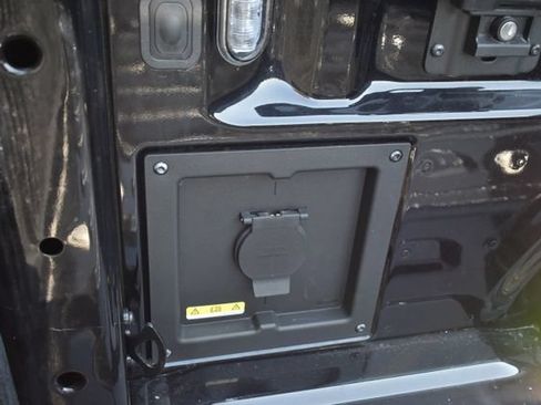 Used 2023 Ford F150 Lariat w/ Equipment Group 502A High AWD/4WD image 54