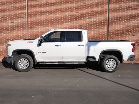 Used 2023 Chevrolet Silverado 2500 LTZ w/ LTZ Convenience Package image 2