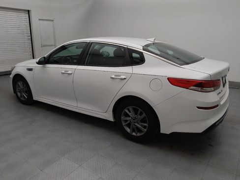 Used 2020 Kia Optima LX image 3