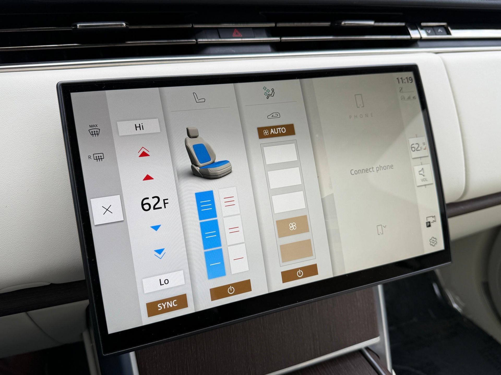 Certified 2025 Land Rover Range Rover SE AWD/4WD image 19