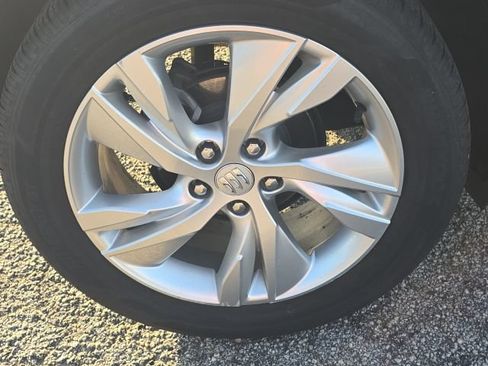 Used 2025 Buick Encore GX Preferred w/ Comfort Package FWD image 9