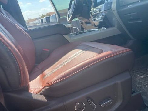 Used 2022 Ford F250 King Ranch w/ King Ranch Ultimate Package AWD/4WD image 15