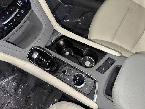 Used 2023 Cadillac XT6 Premium Luxury AWD/4WD image 29