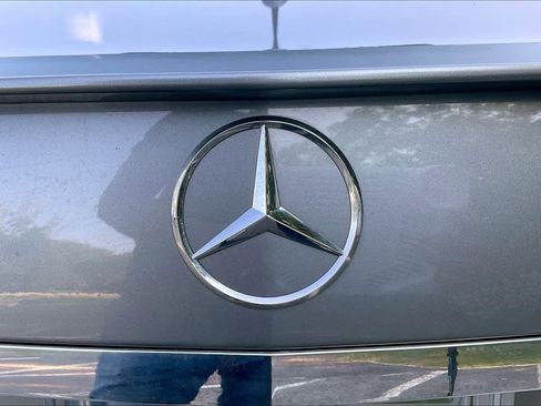 Used 2014 Mercedes-Benz E 350 4MATIC Sedan image 32