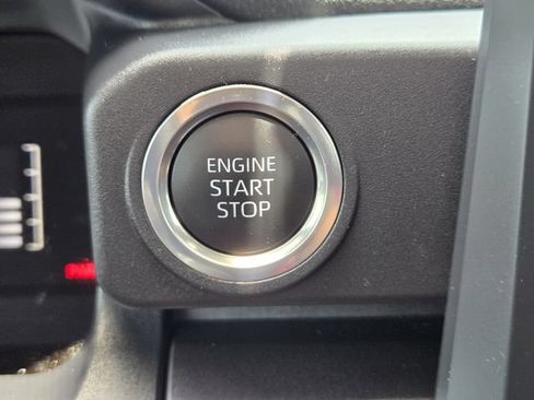 Used 2025 Toyota 4Runner SR5 RWD image 21