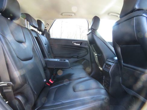 Used 2021 Ford Edge Titanium w/ Cargo Accessory Package FWD image 16