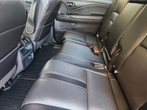 Certified 2022 Honda Passport TrailSport image 29