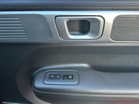 Used 2025 Hyundai Santa Fe Limited image 20