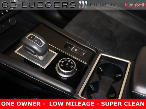 Used 2022 Mitsubishi Outlander SE image 25