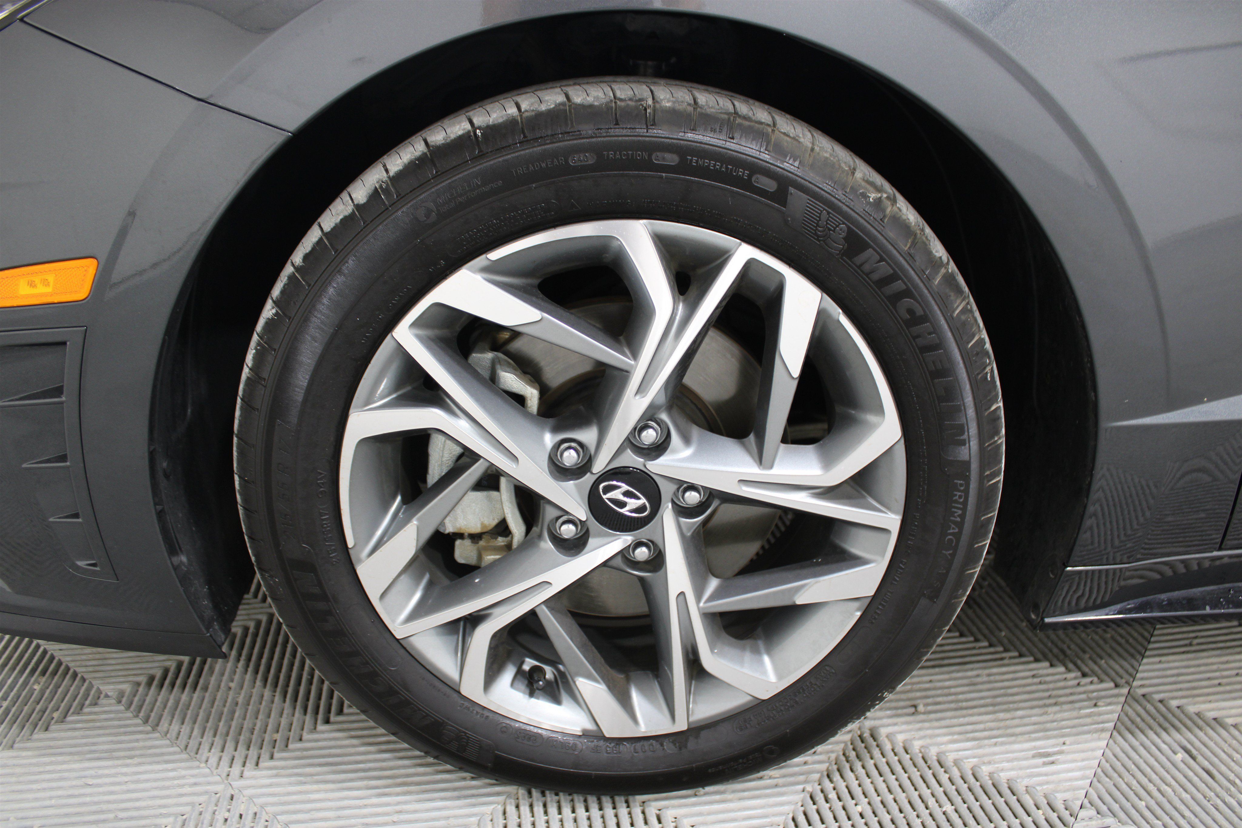 Used 2023 Hyundai Sonata SEL FWD image 9