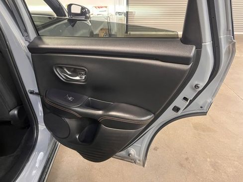 Used 2025 Honda HR-V Sport image 15