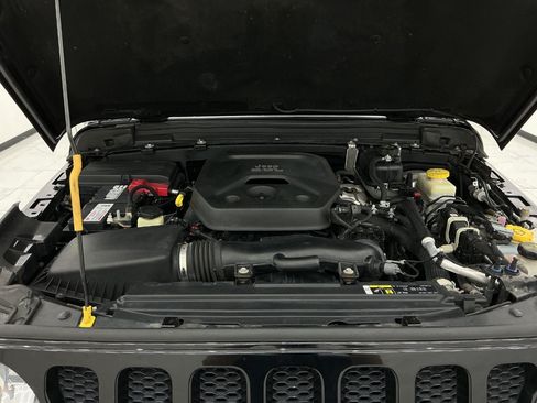 Used 2019 Jeep Wrangler Unlimited Sport S AWD/4WD image 40