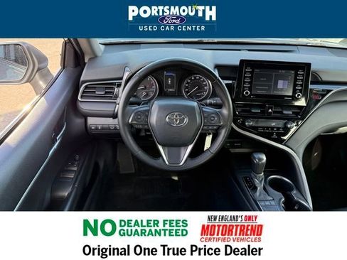 Used 2023 Toyota Camry SE image 8