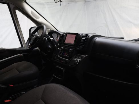 Used 2022 RAM ProMaster 2500 FWD image 10
