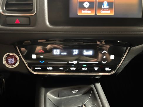 Certified 2017 Honda HR-V EX image 22