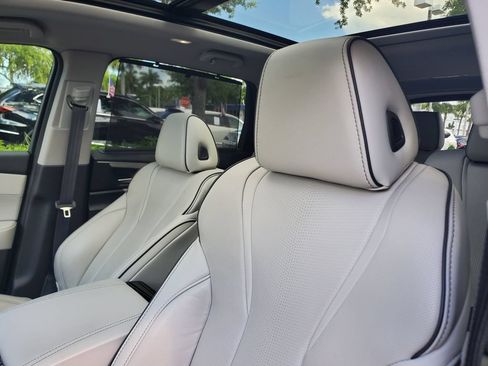 Used 2023 Acura MDX SH-AWD w/ Advance Package image 18