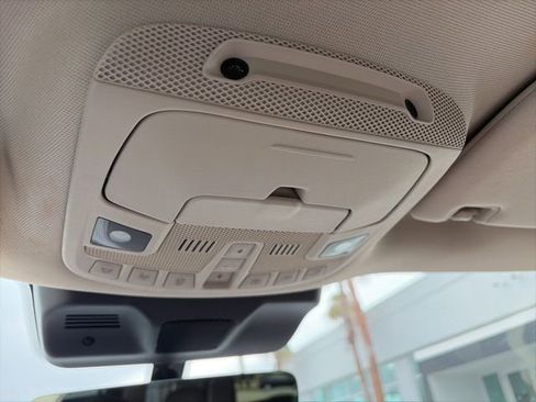 Used 2023 Lincoln Navigator Reserve image 10