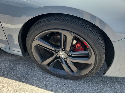 Used 2021 Honda Accord Sport image 7