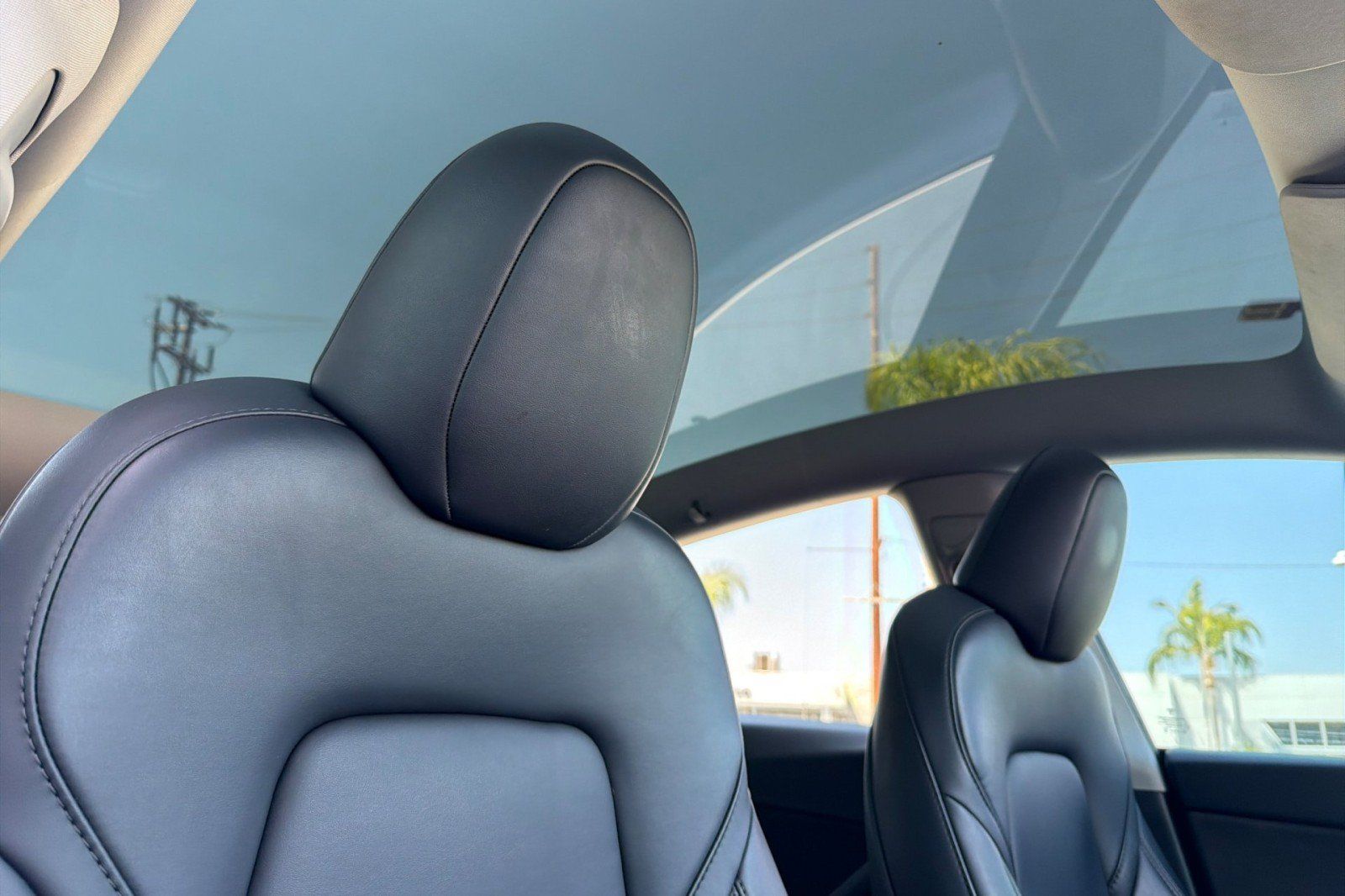 Used 2023 Tesla Model Y Long Range AWD/4WD image 17