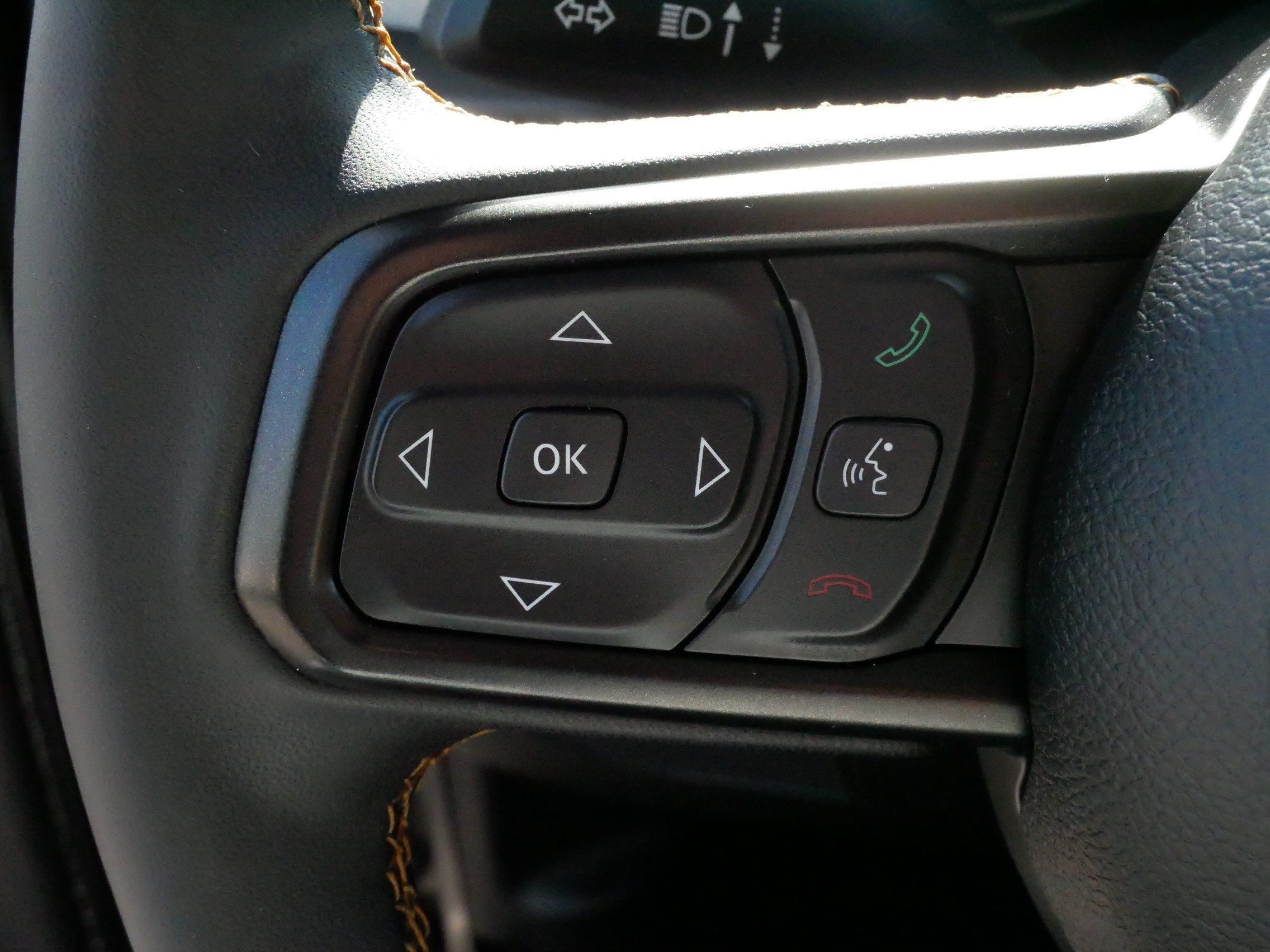 Used 2024 Jeep Wrangler Sport AWD/4WD image 26