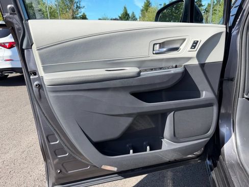 Used 2021 Toyota Sienna Limited AWD/4WD image 12