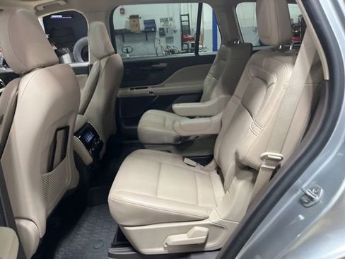 Certified 2023 Lincoln Aviator Reserve w/ Elements Package Plus AWD/4WD image 25