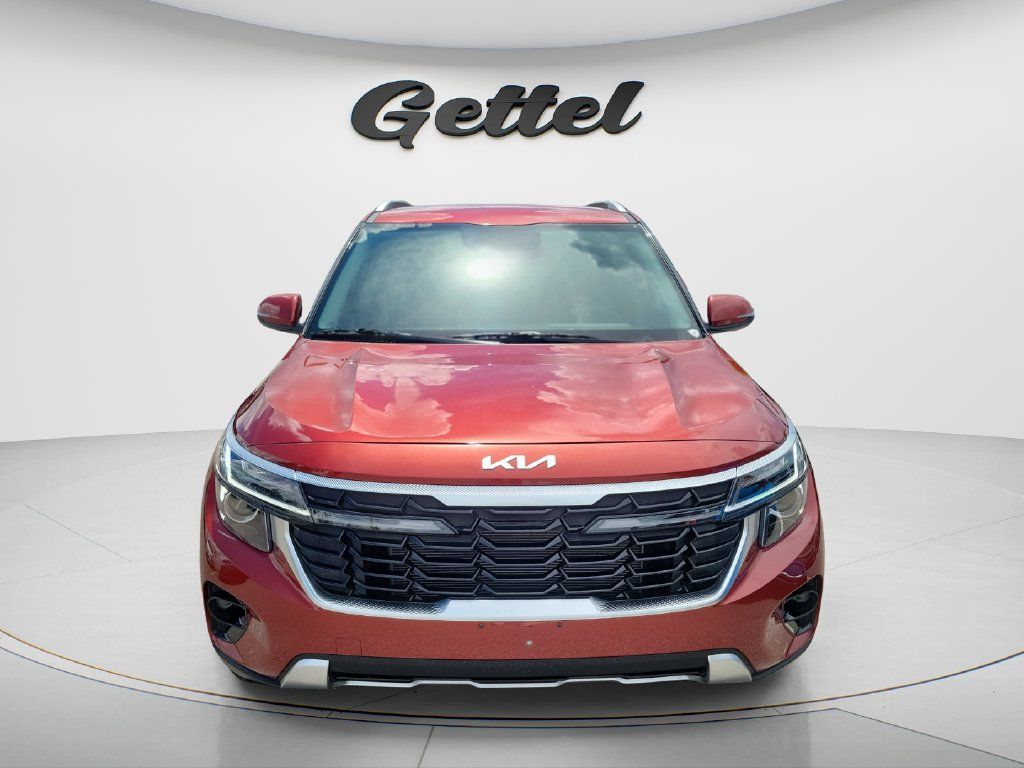 Used 2026 Kia Seltos S FWD image 2