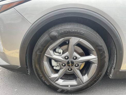 Used 2025 Kia K4 FWD image 13