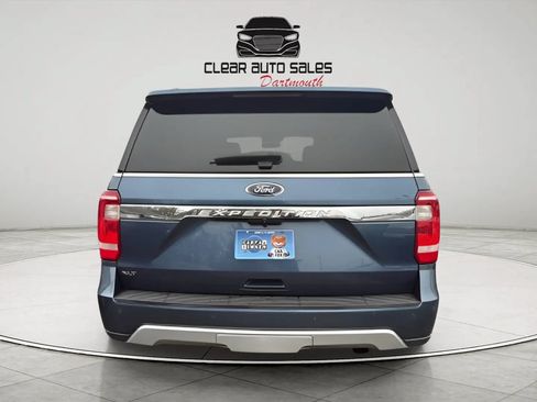 Used 2018 Ford Expedition XLT w/ Equipment Group 202A AWD/4WD image 5