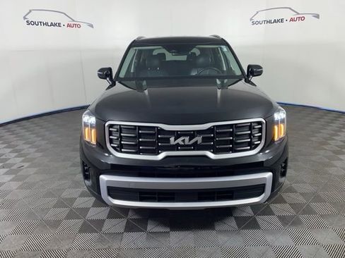 Certified 2024 Kia Telluride S image 2