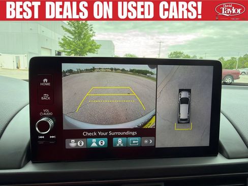 Used 2025 Honda Pilot TrailSport image 14