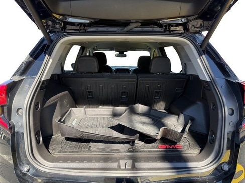Used 2022 GMC Terrain SLE w/ Driver Convenience Package image 26