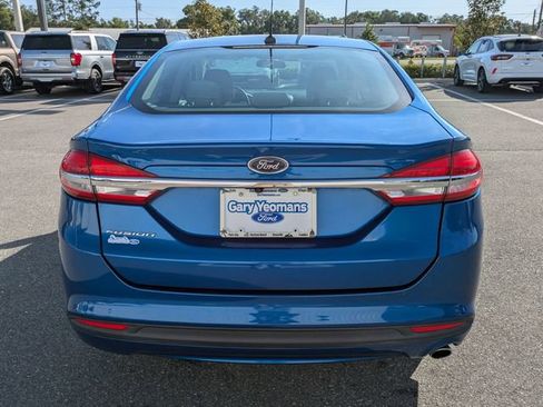 Used 2017 Ford Fusion S FWD image 5