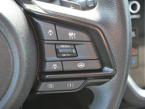 Used 2025 Subaru Crosstrek 2.0i Premium w/ Crosstrek Mirror Package image 32