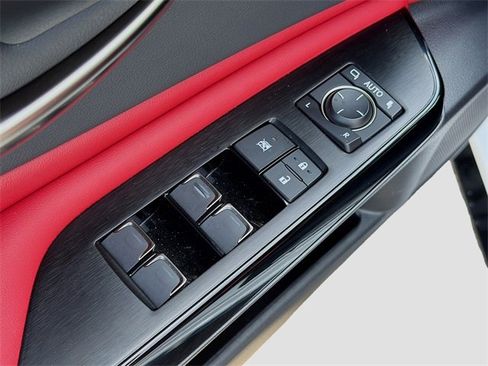 Used 2025 Lexus ES 350 F Sport image 23