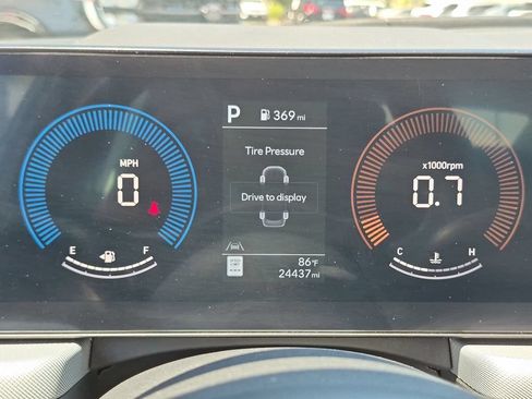 Used 2025 Hyundai Sonata SEL FWD image 16