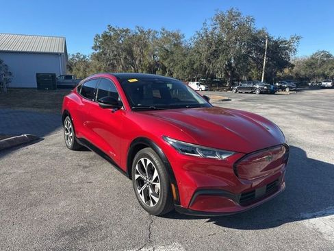 Used 2022 Ford Mustang Mach-E Premium image 7