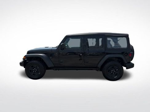 Used 2025 Jeep Wrangler Unlimited Sport AWD/4WD image 2
