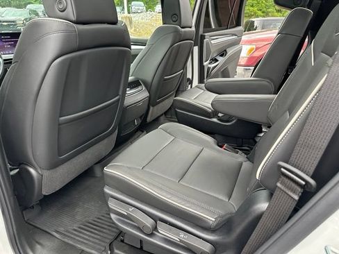 Used 2025 Cadillac Escalade Sport w/ Touring Package AWD/4WD image 27