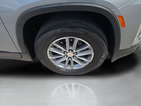 Used 2023 Chevrolet Traverse LT FWD image 37