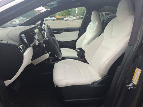 Used 2021 Tesla Model X Long Range AWD/4WD image 9