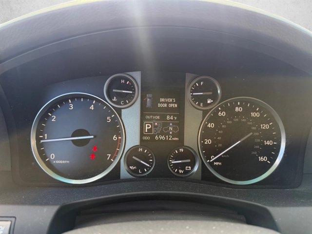 Used 2013 Lexus LX 570 4WD w/ Luxury Pkg image 9