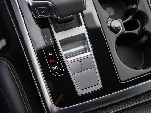 Used 2025 Audi Q8 Prestige AWD/4WD image 21
