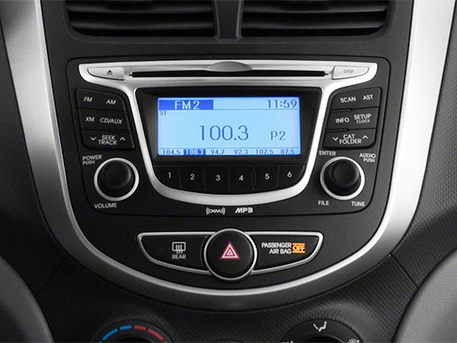 Used 2014 Hyundai Accent GLS FWD image 9