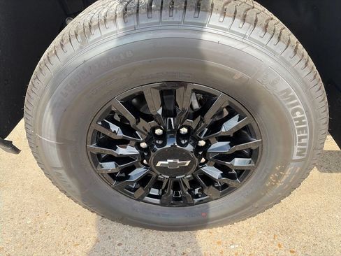 New 2026 Chevrolet Silverado 3500 W/T AWD/4WD image 10