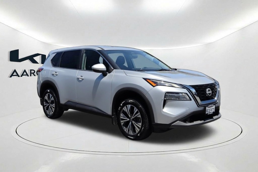 Used 2022 Nissan Rogue SV AWD/4WD image 3