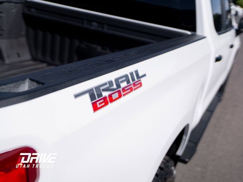 Used 2023 Chevrolet Silverado 1500 LT Trail Boss w/ Protection Package image 19