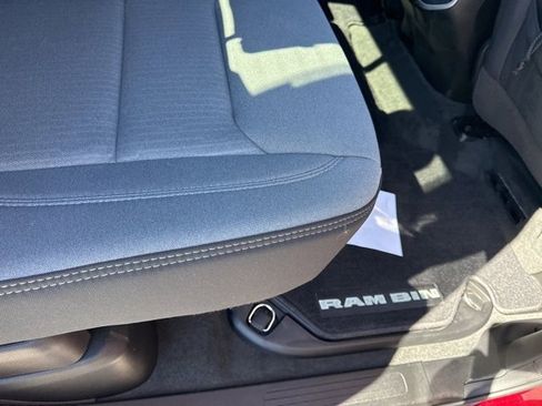 Used 2021 RAM 1500 Big Horn image 33