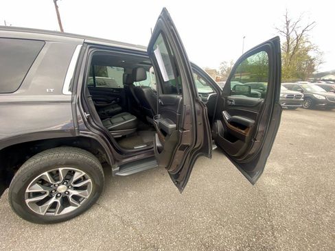 Used 2018 Chevrolet Tahoe LT image 12