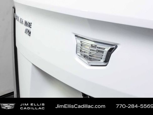 Certified 2025 Cadillac Escalade IQ Luxury 2 w/ LPO, Premium Carpet Package AWD/4WD image 38